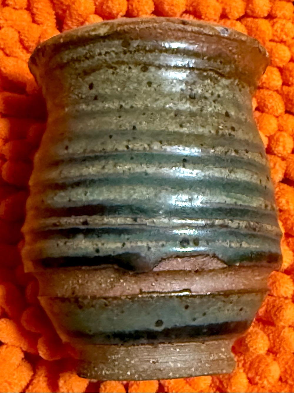 Vintage Hand Thrown Studio Pottery - Picture 7 of 12